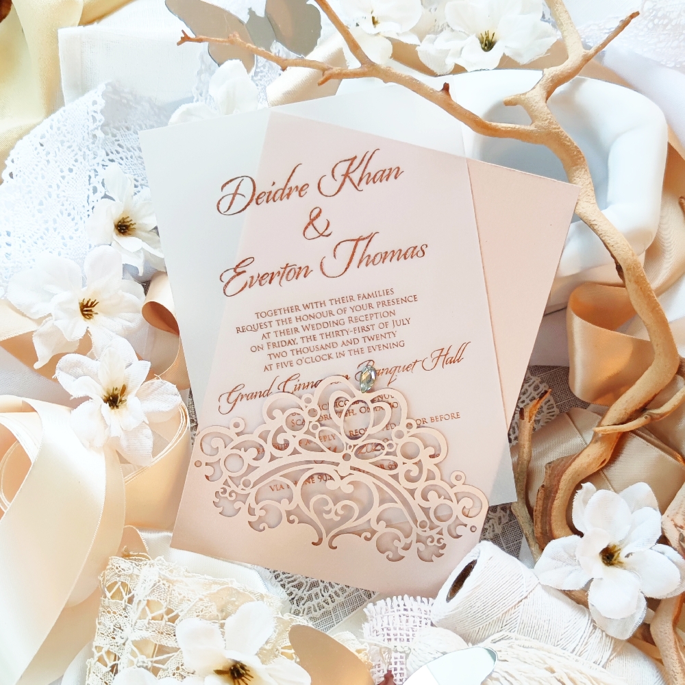 Happy Sunday everyone. Here is a rose gold foil invite with lasercut pocket wedding invitation to brighten your day!