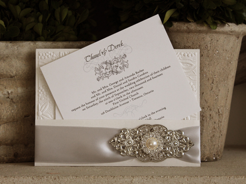 Invitation 1004: Antique Pearl, White Smooth, Silver Ribbon, Brooch/Buckle G, Metal Filigree F1 - Silver