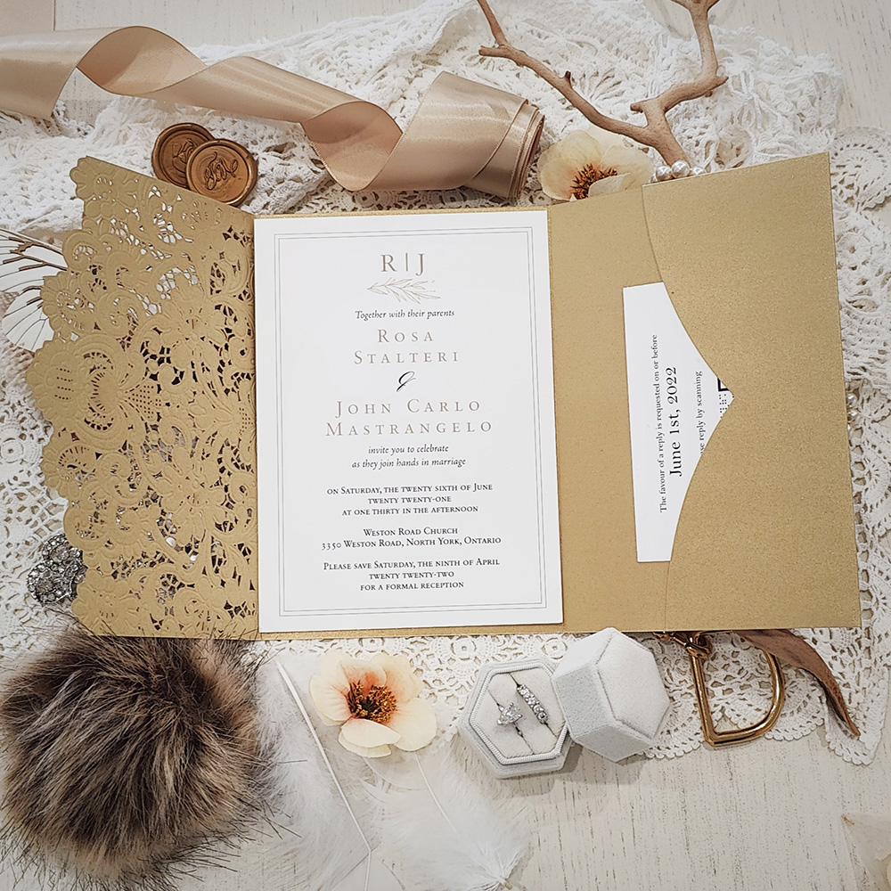 Invitation 8020: Metallic Gold, Cream Smooth - Gold pocketfold lasercut with printed cardstock band