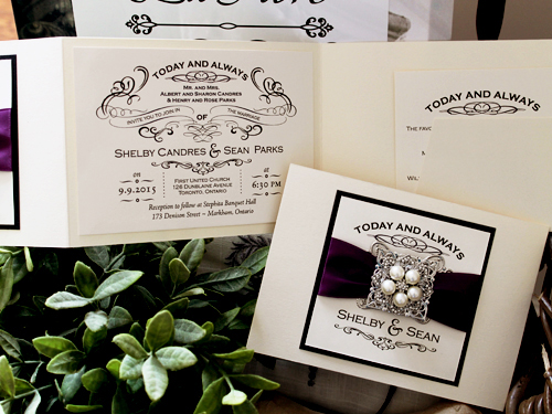 Invitation 1211: Iridescent Pearl, Black Pearl