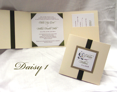 Invitation Daisy1: Ivory Pearl, Gold Pearl, White Smooth, Sage Ribbon