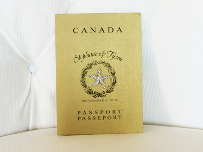 Invitation Destination2: Gold Pearl, Cream Smooth, Brooch/Buckle A10