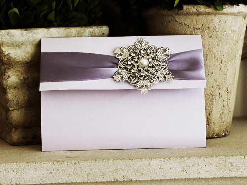 Invitation 1026: Orchid Pearl, Cream Smooth, Lilac Ribbon, Brooch/Buckle A6, Metal Filigree F4 - Silver