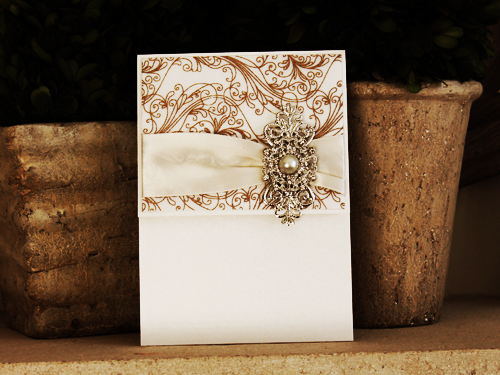 Invitation 1057: Antique Pearl, Cream Smooth, Antique Ribbon, Brooch/Buckle Q, Metal Filigree F4 - Silver